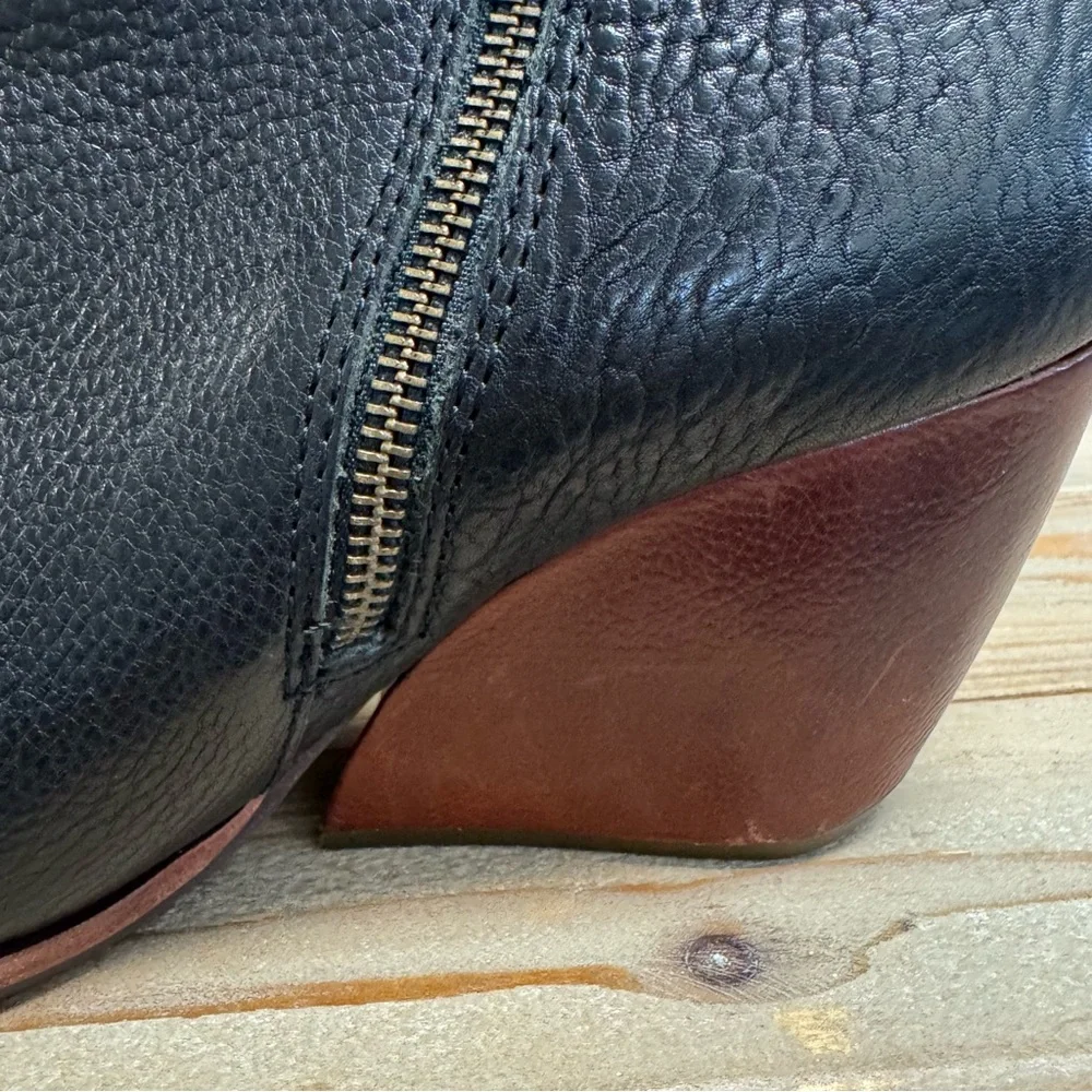 Kor-Ease Natalya Burnished Black‎ Leather Demi Wedge Boot Size 9.5